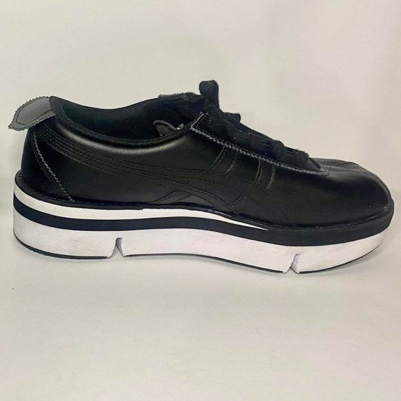 Onitsuka Tiger by ASICS Expresive Sneaker Women's Sneaker- Size 9 - Picture 2 of 5